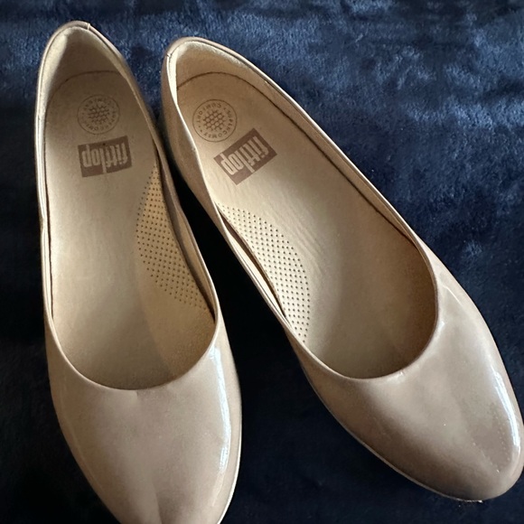 Shoes - Fillip Nude  Patent leather Flat slides Women's Shoes